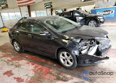 2014 Ford Focus Se z USA, uszkodzony, nr VIN 1FADP3F27EL370199